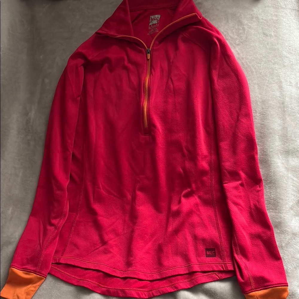 MEC women’s Base Layer Half-Zip Pullover